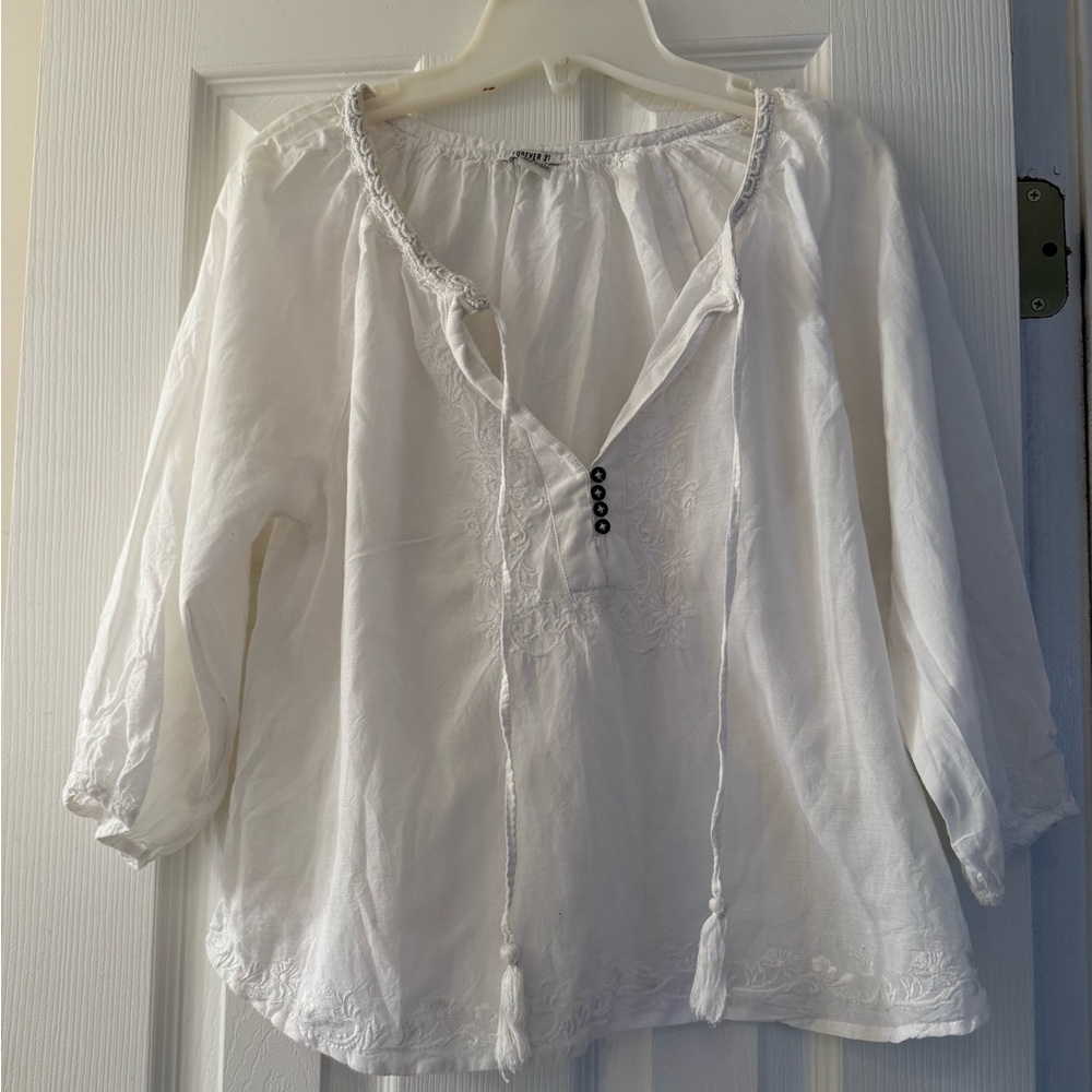 Forever 21 White Peasant Blouse